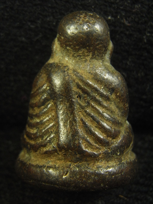 หลวงพ่อเงิน ( 16 )