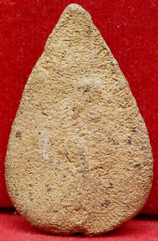 *พระกรุวัดลิงขบ พิมพ์กลีบบัวสมาธิ เนื้อดินเผา*