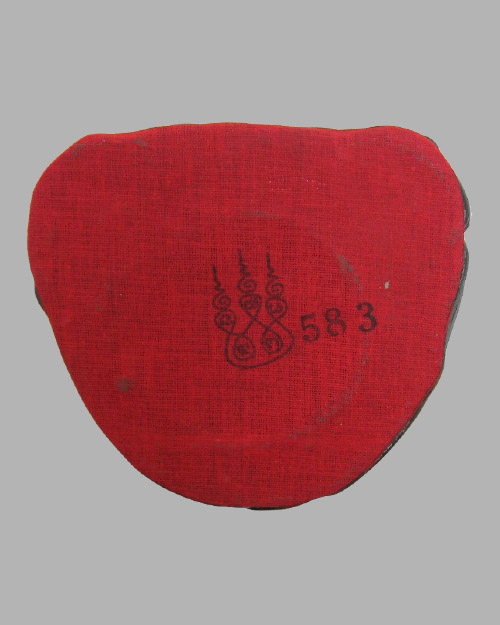 พระบูชาหลวงปู่จันทร์ศรี จันททีโป  วัดโพธิสมภรณ์ อุดรธานี เนื้อปูนรมดำ หน้าตัก 5 นิ้ว ปี 2556