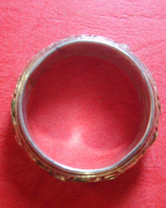 แหวนเงินลงยาฝังพลอย