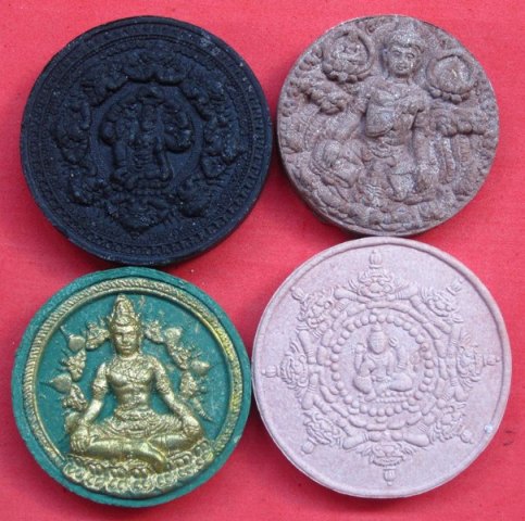 จตุคาม 4 องค์  4 รุ่น