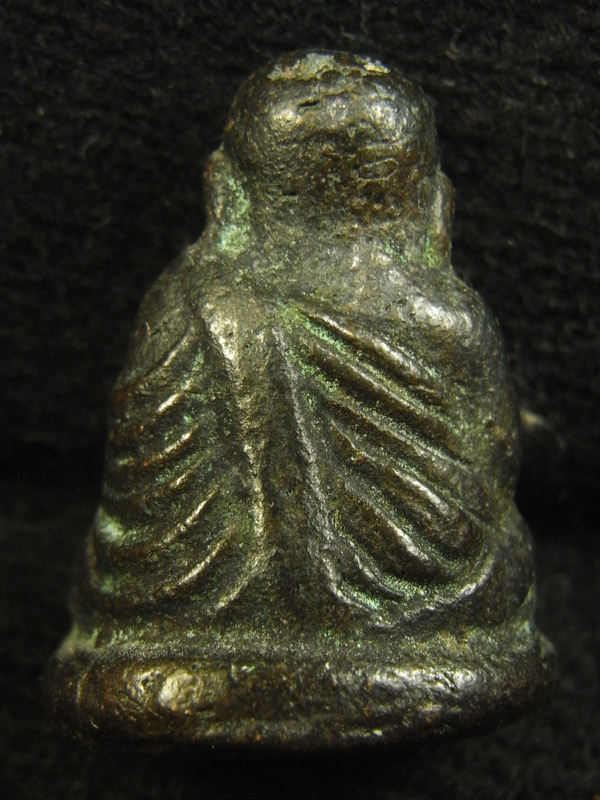 หลวงพ่อเงิน ( 34 )