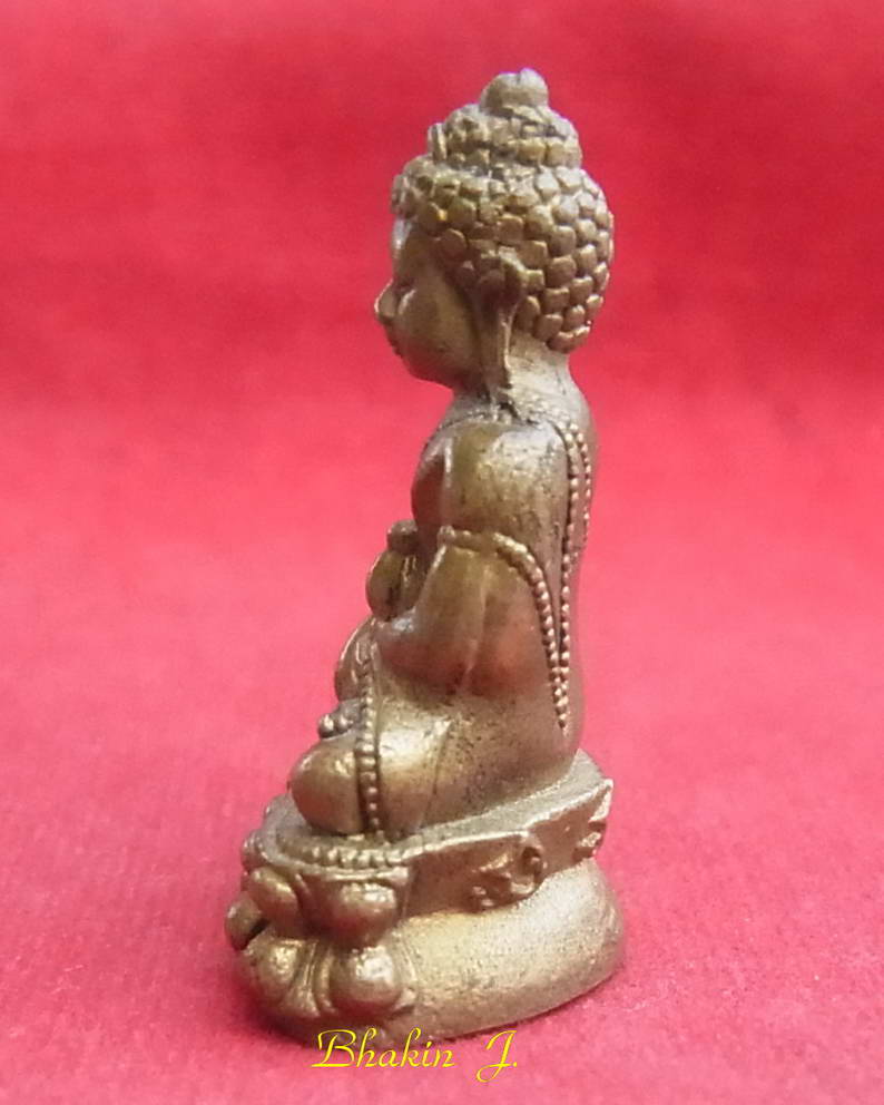 พระกริ่งสามณะ หลวงพ่อเกษม เขมโก เนื้อทองเหลือง ปี 36 ก้นอุ สภาพสวยๆ ครับ