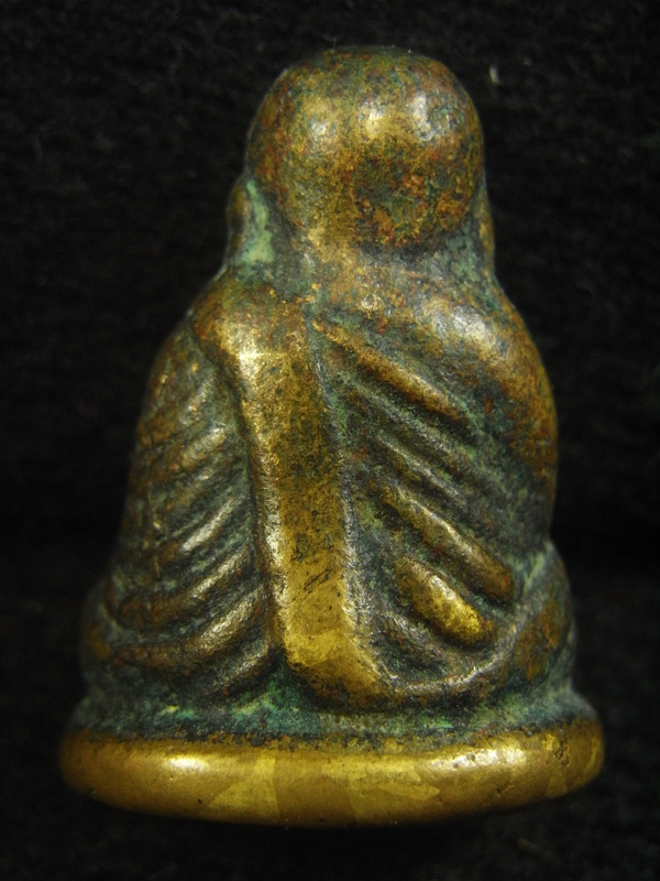 หลวงพ่อเงิน ( 37 )