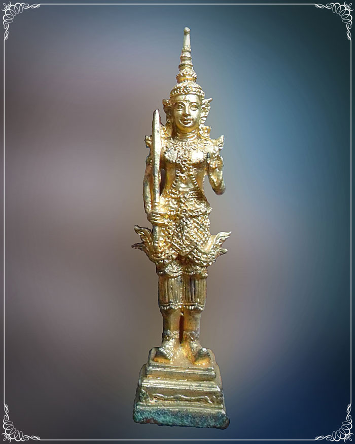 100.- รูปเหมือนพระสยามเทวธิราช ขนาดบูชาหน้ารถ ไม่ทราบที่ เคาะเดียว