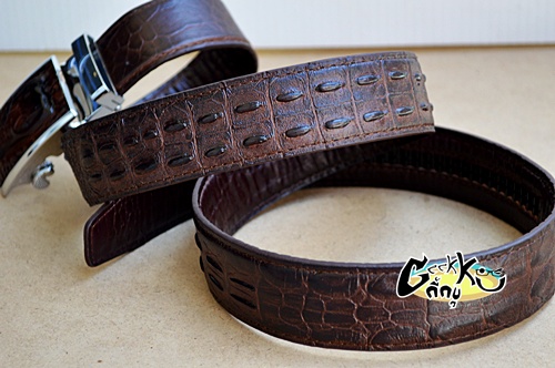 เข็มขัดหัวจระเข้สายหนังแท้ (หนังวัว) สีน้ำตาล   