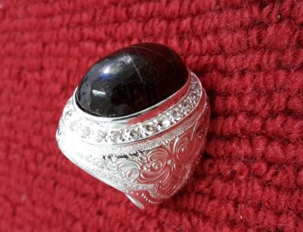 แหวนเงินหนาๆ หัววัตถุอาถรรน์