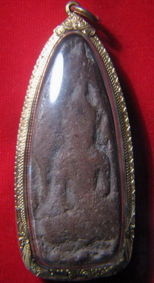 พระขุนแผน พิมพ์แตงกวา กรุวัดพระรูป สุพรรณบุรี เลี่ยมทอง พร้อมบัตรรับรองฯ