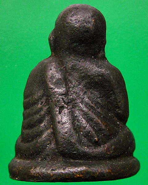 รูปหล่อหลวงพ่อเงินรุ่นปืนแตก