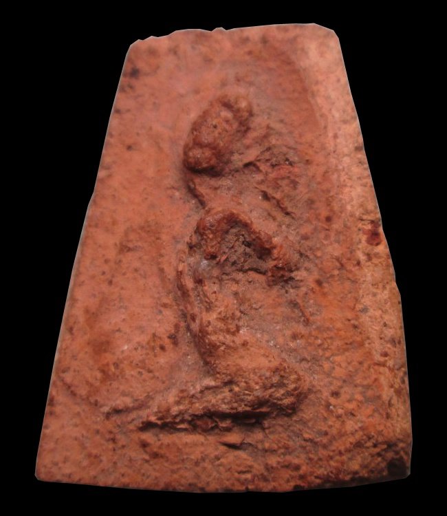 พระเนื้อดิน กรุวัดกระชาย ดูง่ายครับ เคาะแรกแดงครับ