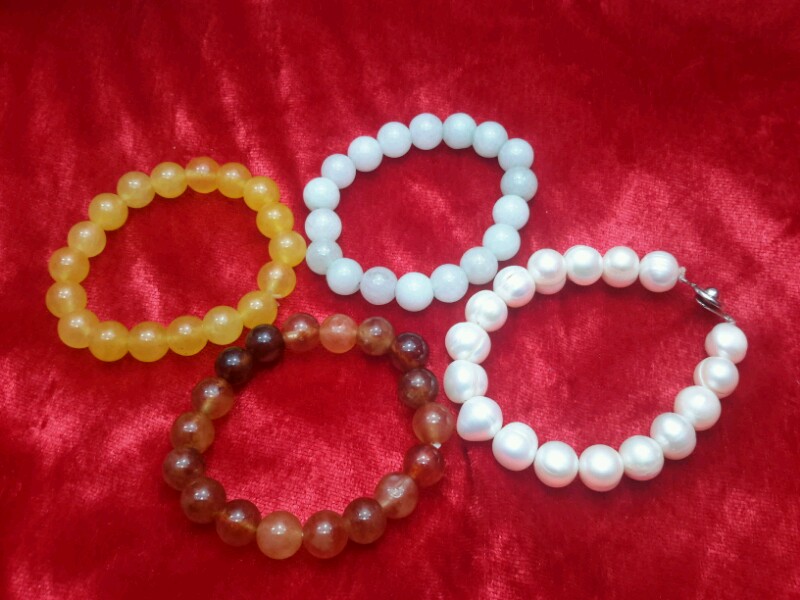 สร้อย หินมงคล  วัดใจ ชุด 1