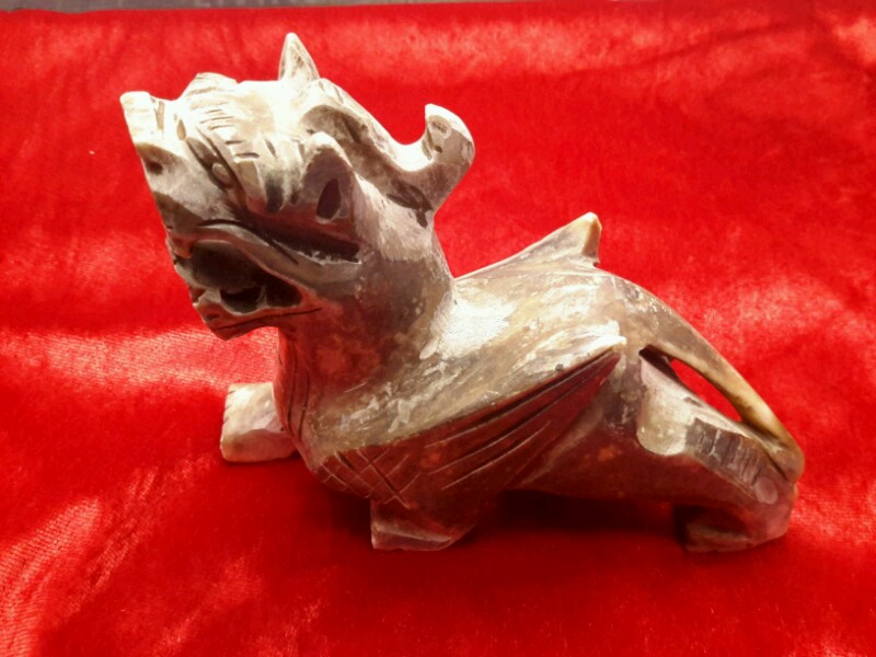 หินมงคล  ปี่เซี่ยะ  สวยงามครับ  วัดใจ