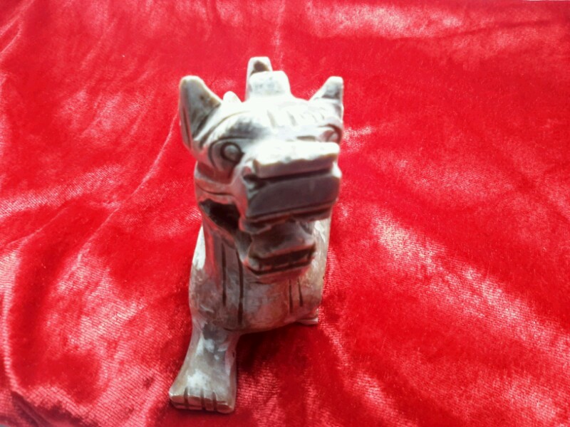 หินมงคล  ปี่เซี่ยะ  สวยงามครับ  วัดใจ