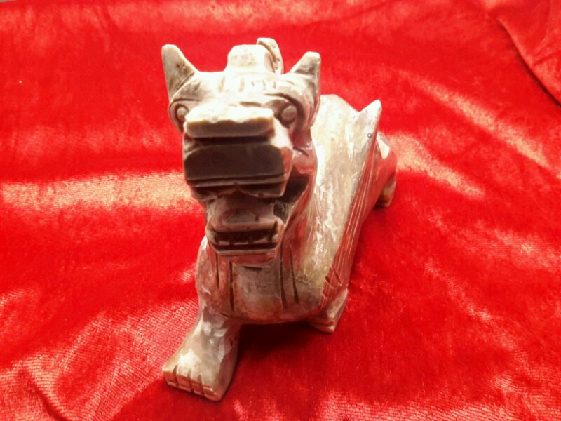 หินมงคล  ปี่เซี่ยะ  สวยงามครับ  วัดใจ