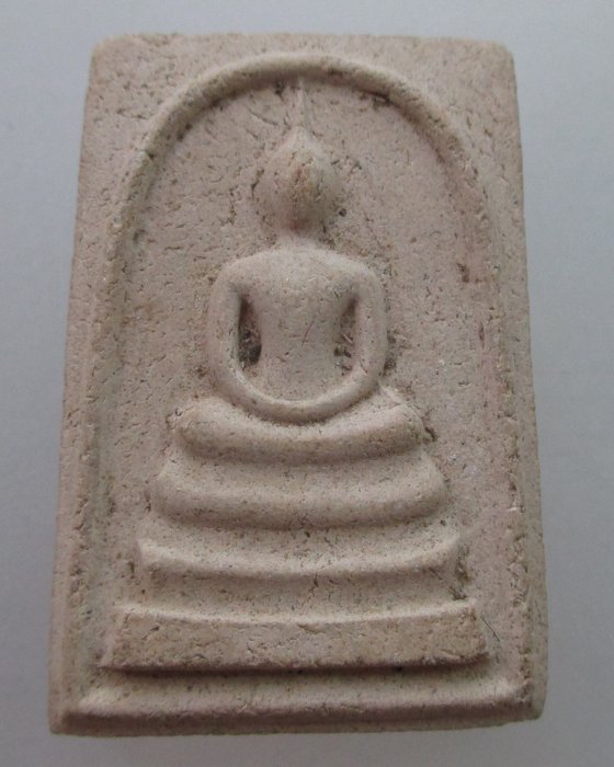 "เคาะเดียว"  พระสมเด็จหลวงพ่อกลั่น วัดอินทราวาส อ่างทอง ฝังตะกรุด