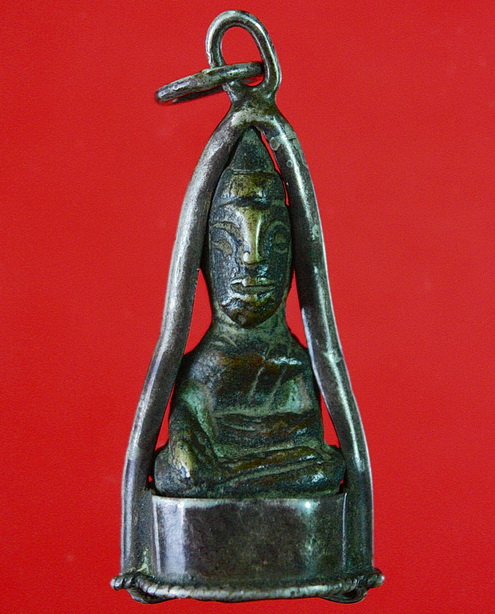 รูปหล่อสัมฤทธิ์ ศิลป์สายใต้ เลี่ยมกระเช้าเงินแบบโบราณ