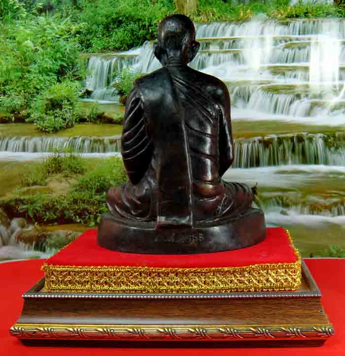 ***หลวงพ่อพรหม ถาวโร วัดช่องแค พระบูชา ขนาดหน้าตัก 5 นิ้ว ฐา นกลมรี เนื้อทองเหลืองรมดำ งานต้มยาครั้ง