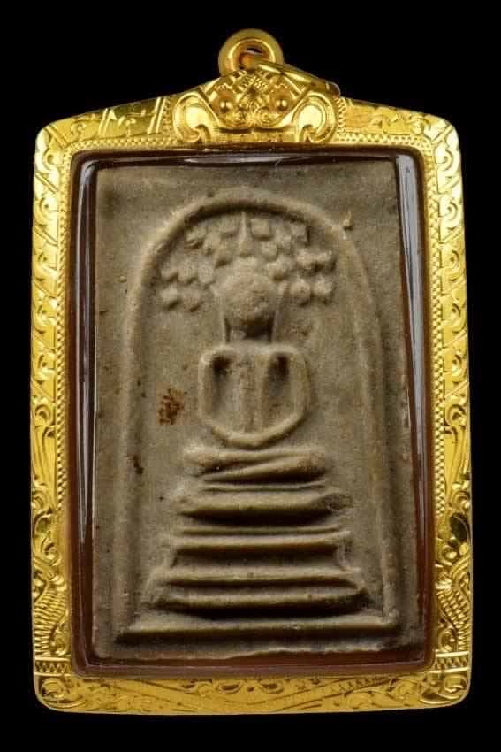 เคาะเดียวแดง สมเด็จปรกโพธิ์เนื้อผงเกสร หลวงปู่โต๊ะ  ปลุกเสก5ไตรมาส เลี่ยมทองยกซุ้มพร้อมใช้ครับ