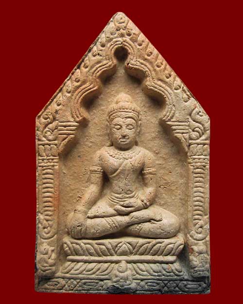 พระพิมพ์หลวงพ่อเพชรสุรินทร์ หลวงปู่หงษ์ พรหมปัญโญ วัดเพชรบุรี จ.สุรินทร์ รุ่น"๙หน้าดี"เนื้อปัถวีธาตุ