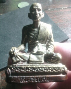 พระบูชาหลวงปู่ศุขวัดปากคลองมะขามเฒ่า ขนาดตั้งหน้ารถ