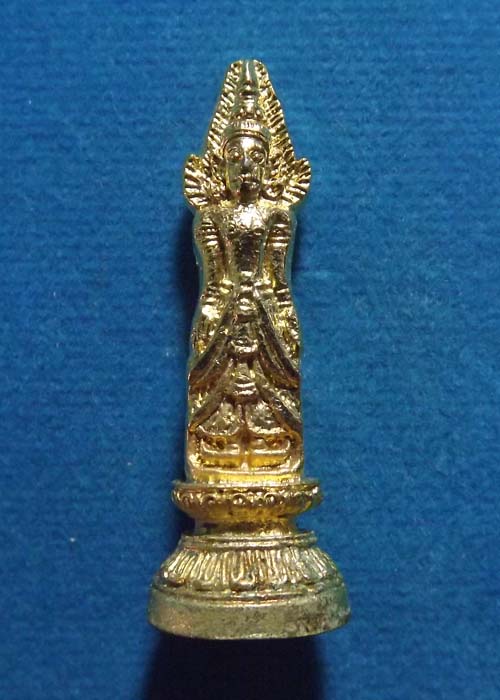 รูปหล่อแม่ย่าสุโขทัย กลั่ยทอง จ.สุโขทัย