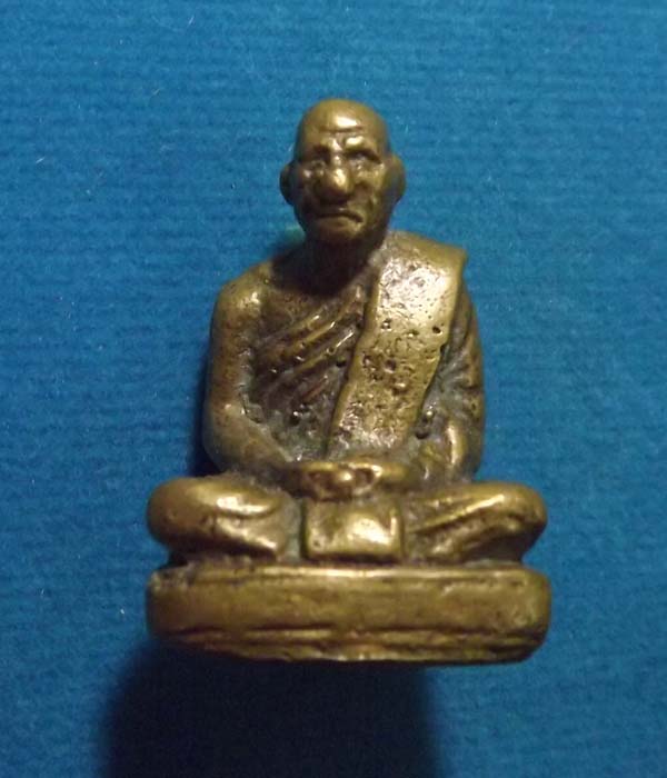 รูปหล่อเกจิเก่า ไม่ทราบที่