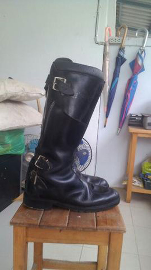 รองเท้าบู๊ทหนังขับมอไซค์ Daytona 2,000