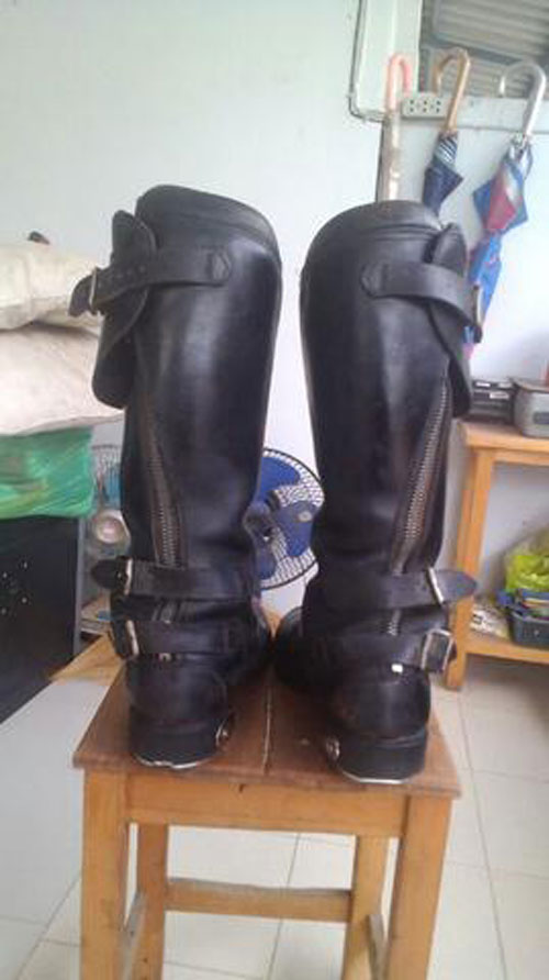 รองเท้าบู๊ทหนังขับมอไซค์ Daytona 2,000