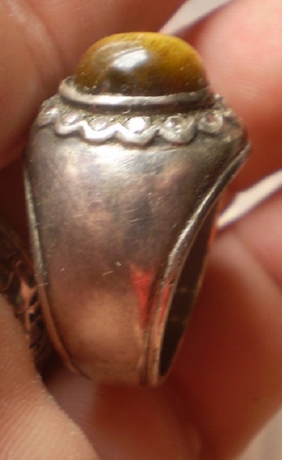 แหวนเงิแท้   หัวแหวนหินตาเสือ   เคาะเดียว