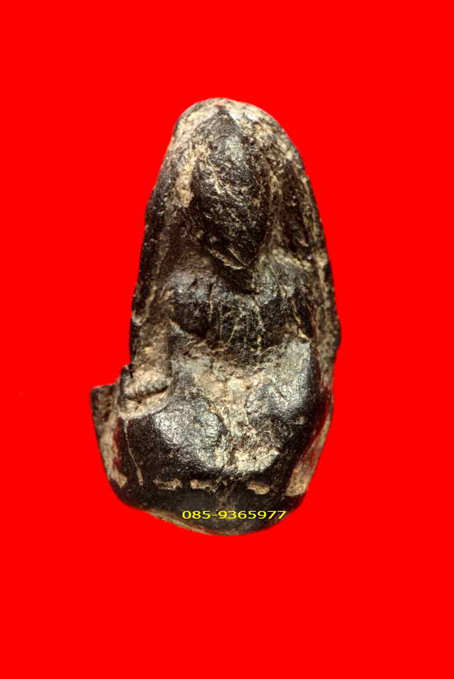 พระเม็ดน้อยหน่า เนื้อดิน หลังไม่มียันต์