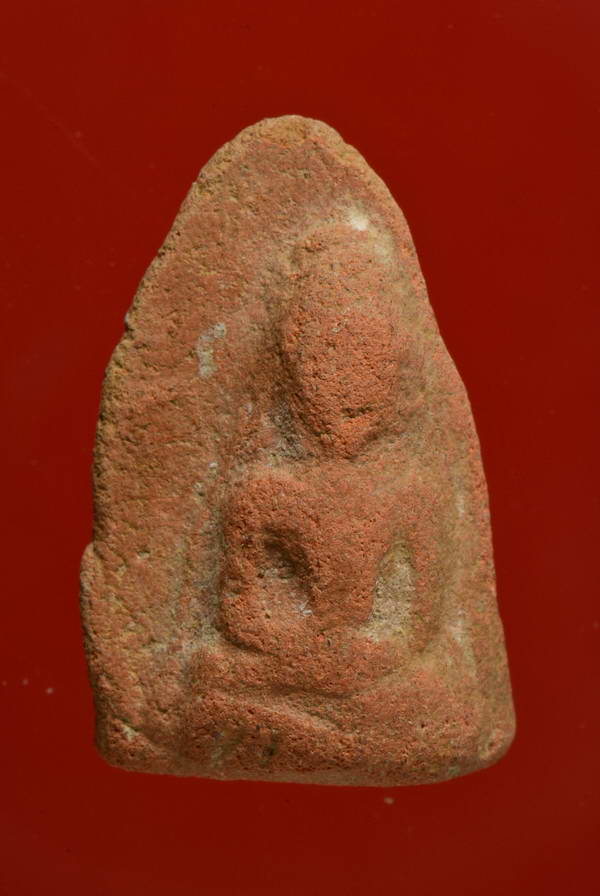 พระร่วงนั่ง กรุวัดร่องไม้แดง เนื้อดิน สุโขทัย