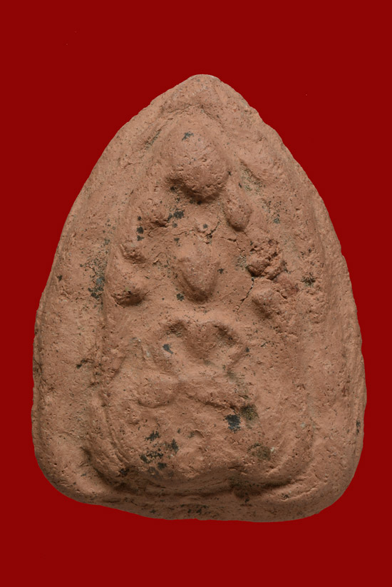 นาคปรก กรุวัดคู้ยาง เนื้อดิน ปีกกว้างๆ