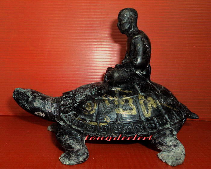 รูปเหมือนบูชาหลวงปู่หลิวนั่งเต่า รุ่นพิเศษ วัดไทรทองค่ะ