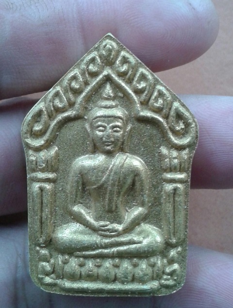ขุนแผนพรายกุมาร วางศิลาฤกษ์ เนื้อว่านดอกทอง หลังตะกรุดคู่ วัดระหารไร่ ปี 55 ...เคาะเดียว