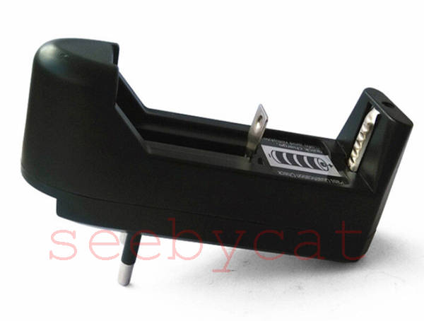 เครื่องช๊าตถ่าน 3.7V ใช้ได้กับถ่านไฟฉาย 18650 16340 14500 (AA - AAA)