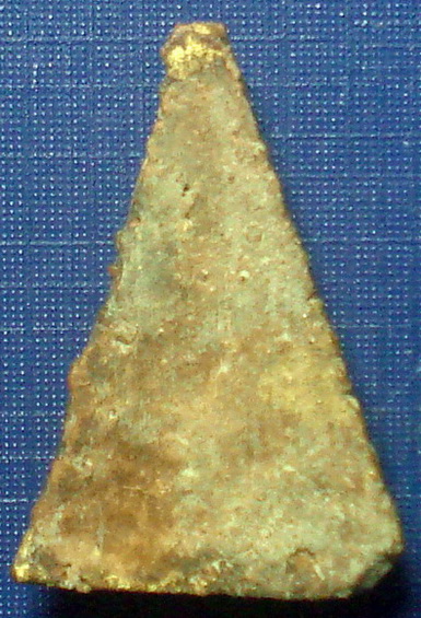 พระนางพญาเนื้อดิน พิมพ์ใหญ่  มีทองปิดมาแต่เดิม กรุวัดโบสถ์บางคูเวียง จ.นนทบุรี