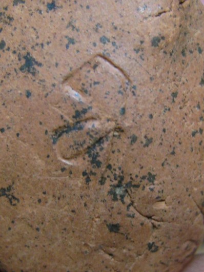 พระพิมพ์พระคง เนื้อดิน กรุวัดคู้ยาง จ.กำแพงเพชร สภาพพอสวย 