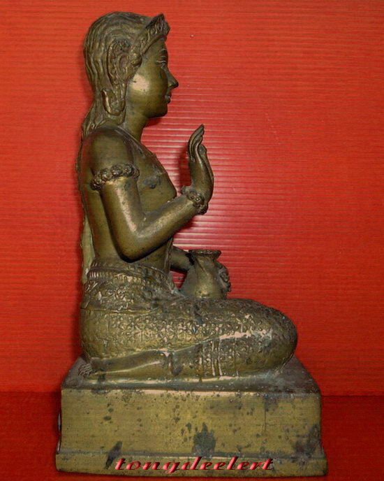 แม่นางกวักบูชา สำนักพุทธรัตนประทีป หล่อดินไทย สวยมากค่ะ