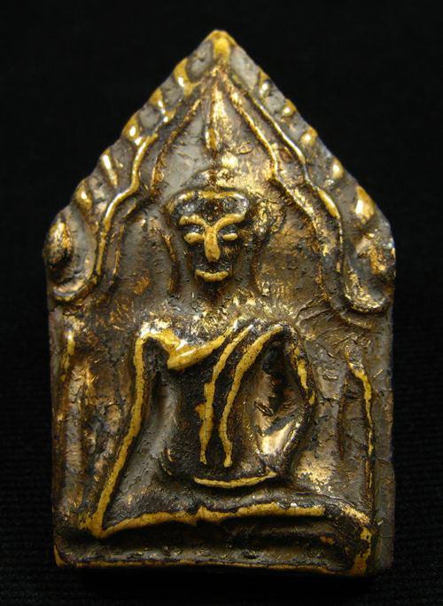 พระพิมพ์ขุนแผน เนื้อสวยไม่ทราบที่ครับ