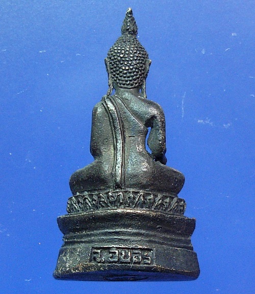 รูปหล่อพระเจ้าใหญ่องค์ตื้อ วัดพระโต จ.อุบลราชธานี