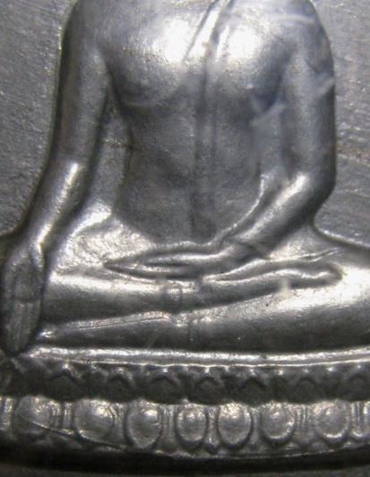 เหรียญพระพุทธห้าเหลี่ยมหลวงพ่อเงิน ปี2506 เนื้ออัลปาการ์ วัดดอนยายหอม จ.นครปฐม มีเลี่ยมเงินพร้อมห้อย