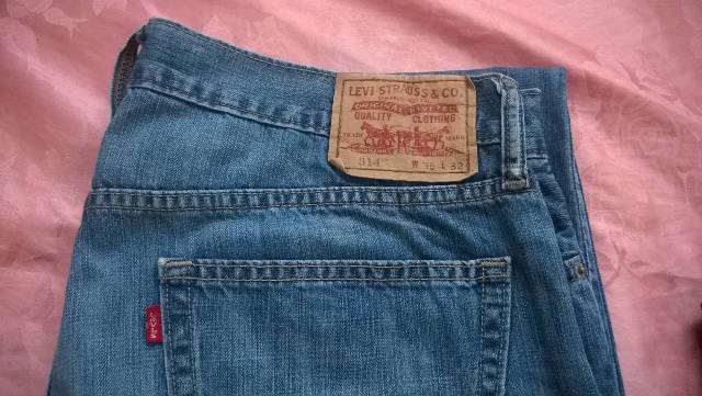 โล๊ะครับกางเกงยีนส์เก่า