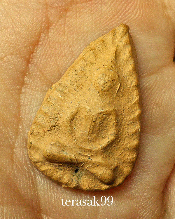 พระกลีบบัว กรุวัดลิงขบ(วัดบวรมงคล) เนื้อดิน ราคาเบาๆ(1)