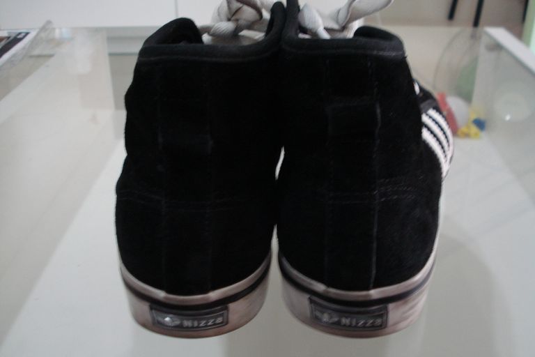 รองเท้าadidas หุ้มข้อ (สั่งซื้อจากนอกครับ)เคาะแรก