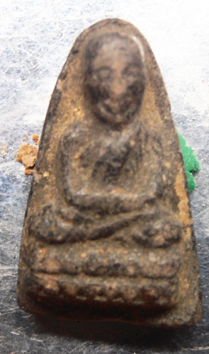 หลวงปู่ทวดวัดด่านระนองหลังยันต์