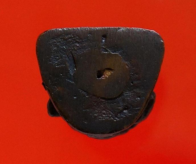 รูปเหมือนหลวงพ่อหวลวัดพิกุล สร้างน้อย หายาก