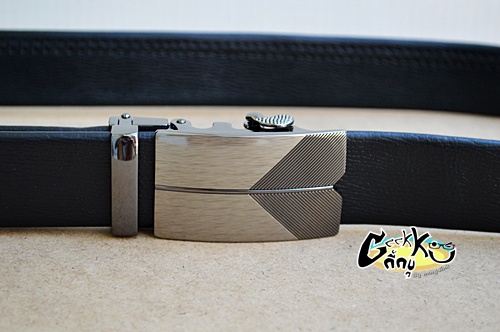 เข็มขัดหนังหัวออโต้ล๊อค สีดำ 