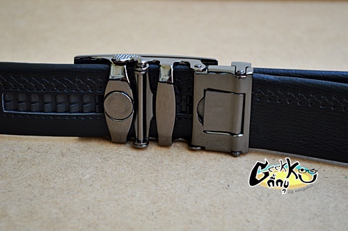เข็มขัดหนังหัวออโต้ล๊อค สีดำ 