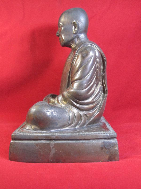 พระบูชาฐานเหลี่ยม หลวงปู่สาย วัดบางรักใหญ่