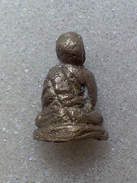 รูปหล่อ ลพ จง วัดคอกหมู สวยเดิมๆครับ